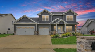 1407 Winterberry Rd, Savoy, IL 61874