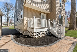 20 Oak Ave, Langhorne, PA 19047