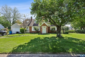 650 5th Ave, River Edge, NJ 07661