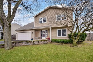 2739 Springdale Cir, Naperville, IL 60564
