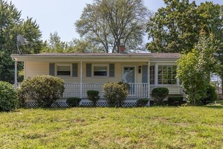 5 Stony Brook Rd, Springfield, MA 01118