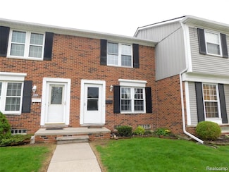 36806 Park Place Dr, Sterling Heights, MI 48310
