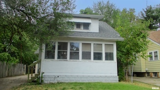 1017 W Willcox Ave, Peoria, IL 61604