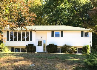 13 Juniper Dr, Millbury, MA 01527