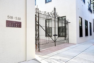 518 Gregory Ave Unit C302, Weehawken, NJ 07086