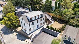 290 Washington St Unit 3, Marblehead, MA 01945
