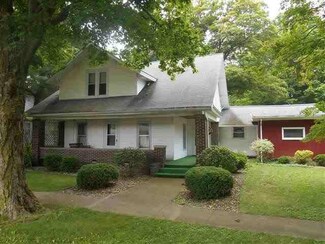 302 S Third St, Pierceton, IN 46562