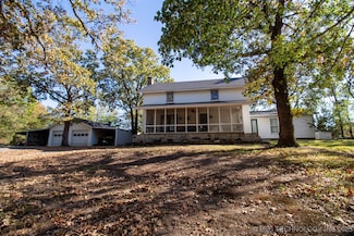 1956 E Moffett Ln, Fort Gibson, OK 74434