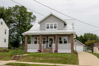 1915 Asbury Rd, Dubuque, IA 52001