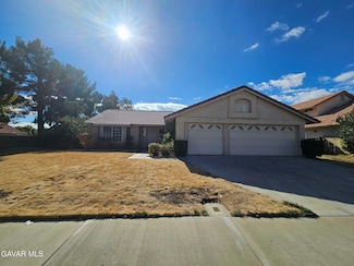 2002 Willowbrook Ave, Palmdale, CA 93551