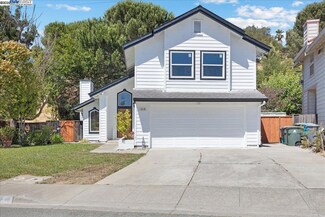 1218 Locust Dr, Vallejo, CA 94591
