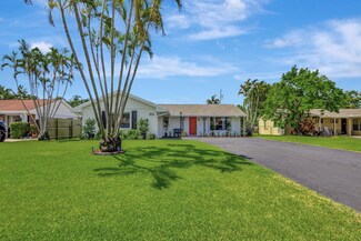 1806 Laurel Ln, West Palm Beach, FL 33406