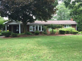3126 Scottdale Smithton Rd, Scottdale, PA 15683