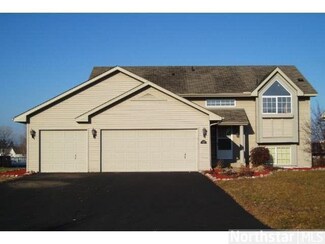 727 Lodge Dr, Jordan, MN 55352