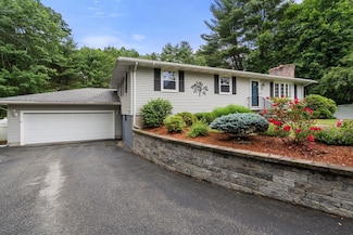 423 Grove St, Reading, MA 01867
