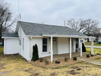 319 Greenwood St, Lewisburg, TN 37091