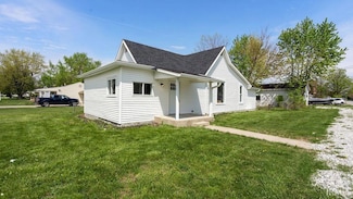 201 N 5th St, Elwood, IN 46036