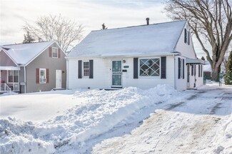 1606 32nd St NE, Canton, OH 44714