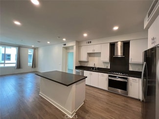 2404 Nolita, Irvine, CA 92612