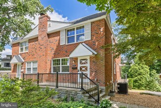 415 Country Ln, Narberth, PA 19072