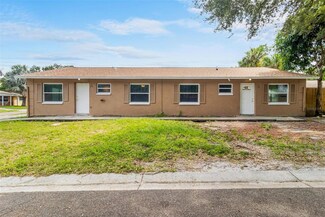 1027 16th Ave NW, Largo, FL 33770