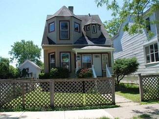 1816 Lyons St, Evanston, IL 60201