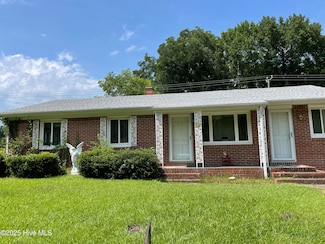 1610 Lexington Dr, Elizabeth City, NC 27909