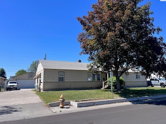 1317 Farrell Ln, Richland, WA 99354