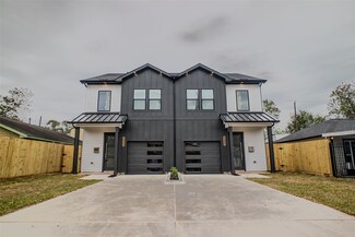 4945 Bataan Rd, Houston, TX 77033