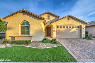 269 E Horseshoe Dr, Chandler, AZ 85249