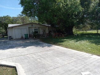 4416 Areca Palm Dr, Fort Pierce, FL 34982