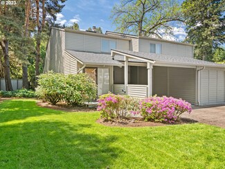 54 Fairway Loop, Eugene, OR 97401