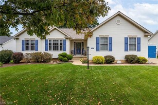 2953 Brookfield Dr, Norton, OH 44203