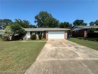 2211 S 64th St, Fort Smith, AR 72903