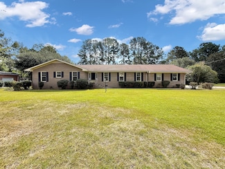392 Fanfare Ln, Orangeburg, SC 29118