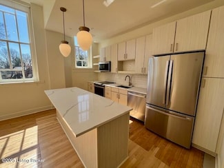 1810 Sils Ave Unit 202A, Louisville, KY 40205