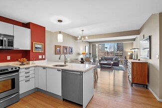 2 Earhart St Unit T413, Cambridge, MA 02141