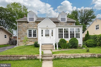 661 Schoolside Ln, Swarthmore, PA 19081