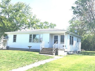 207 N Thomas St, Gilman, IL 60938