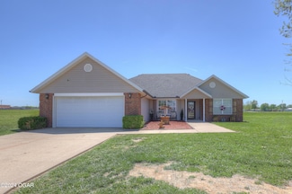 600 Rose Ln, Carl Junction, MO 64834