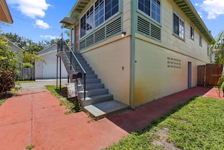 460 15th Ave N, Saint Petersburg, FL 33704