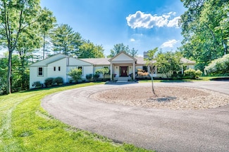 5995 Drake Rd, Cincinnati, OH 45243