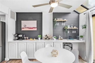 25712 Le Parc, Lake Forest, CA 92630