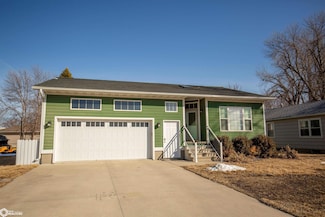 1709 E Poplar St, Algona, IA 50511
