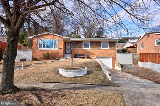 7313 Abbington Dr, Oxon Hill, MD 20745