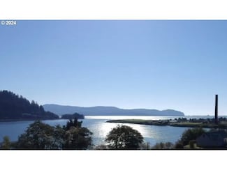 501 E Garibaldi Ave Unit 3, Garibaldi, OR 97118