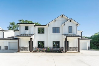 5966 N Clinton St, Fort Wayne, IN 46825