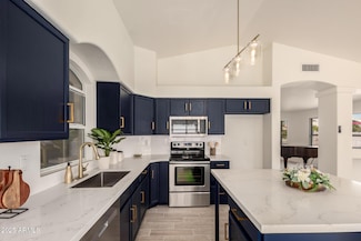 15601 W Hammond Dr, Goodyear, AZ 85338