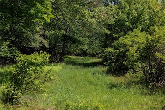 650 Thunder Hill Rd, Woodbourne, NY 12788