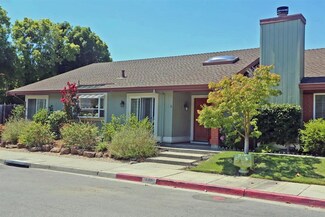 680 Catamaran St, Foster City, CA 94404
